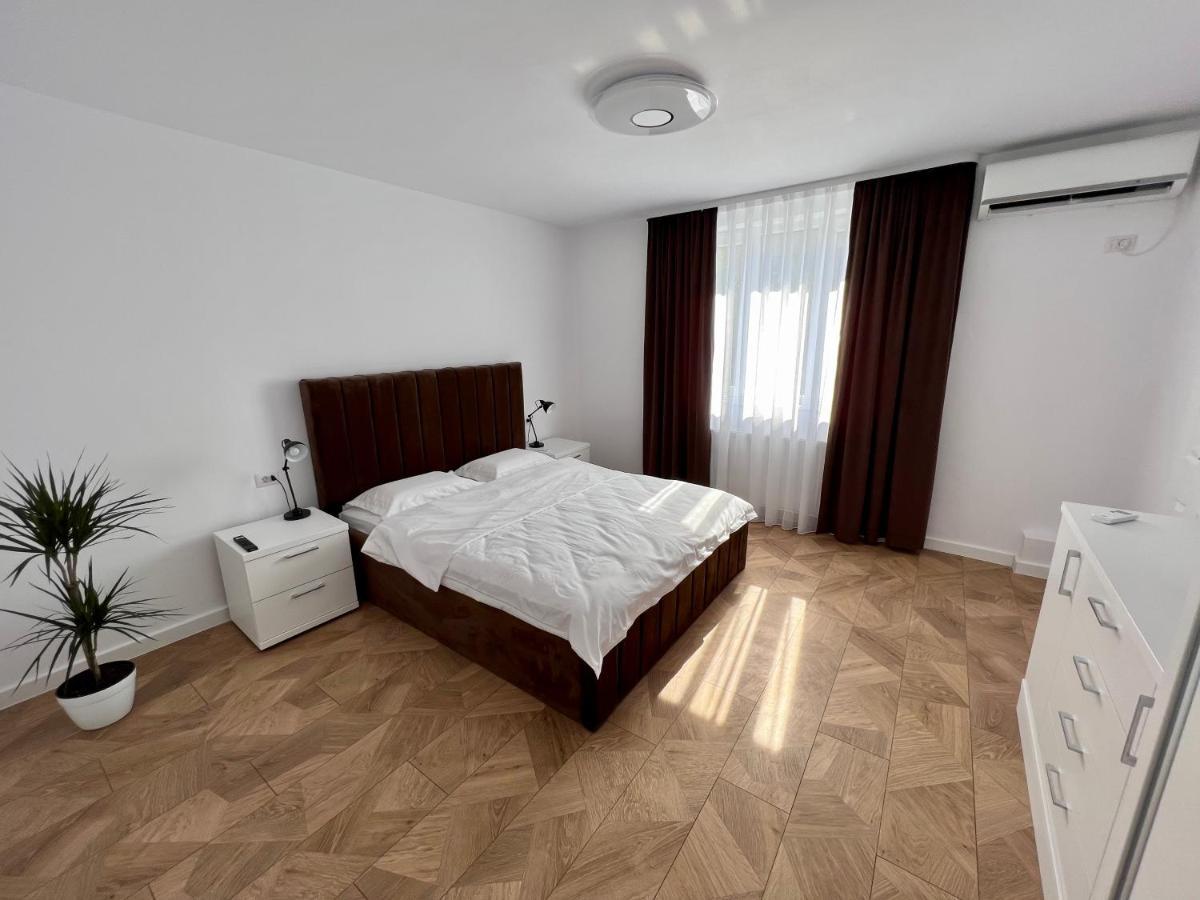 Ancodirect Apartments Rădăuţi Esterno foto
